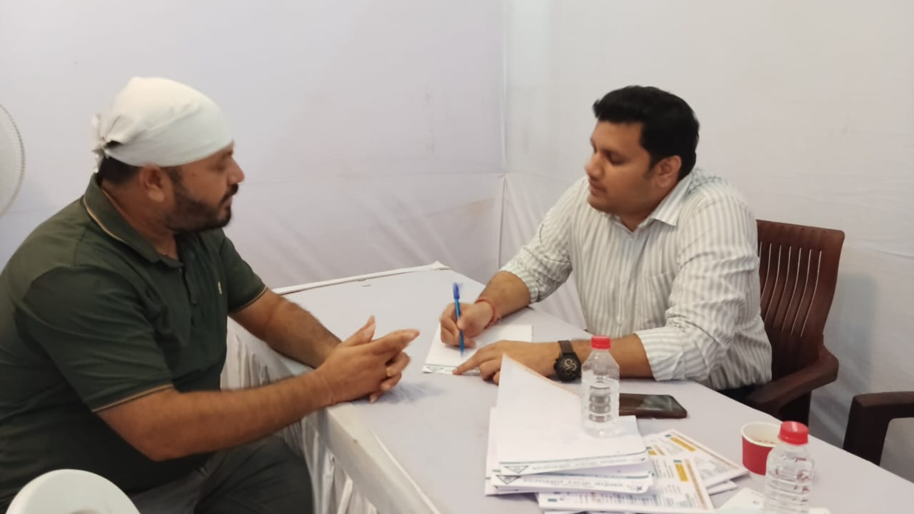 Dr M Mahesh Singh Yukti Liver and Gastrocare Bilaspur CG Health Camp 4